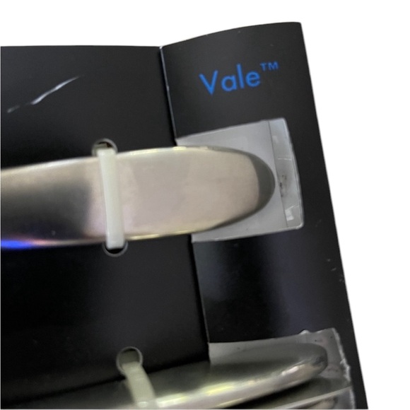 One Package of 6 Oneida Vale Stainless Steel Dinner Knives - Picture 3 of 7